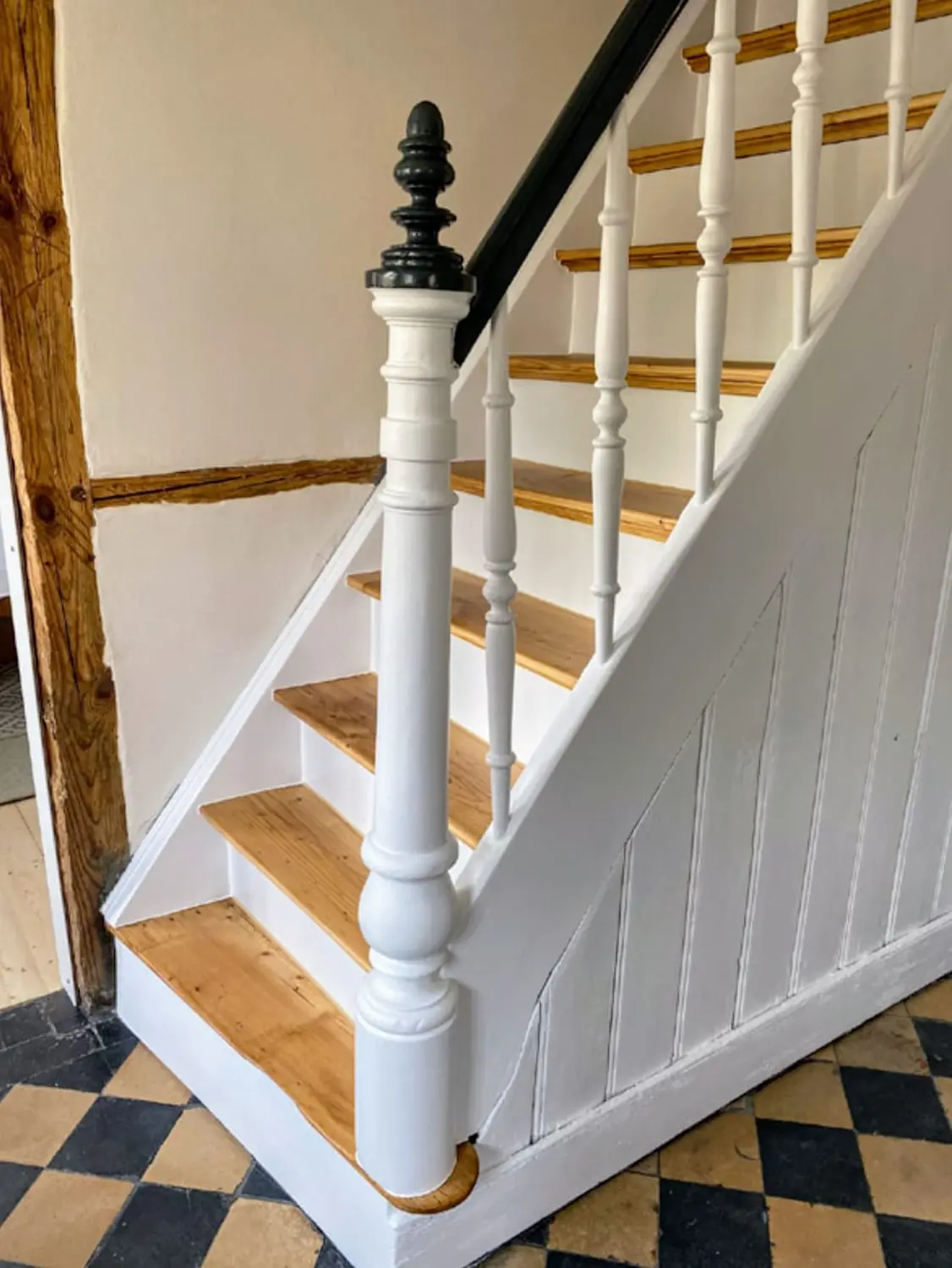 Treppenrenovierung & Treppensanierung von Handwerksbetrieb