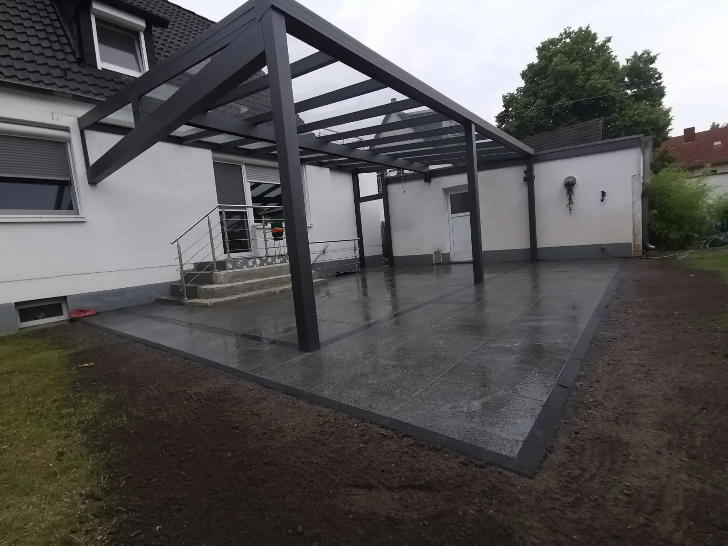 Terrasse von Handwerksbetrieb